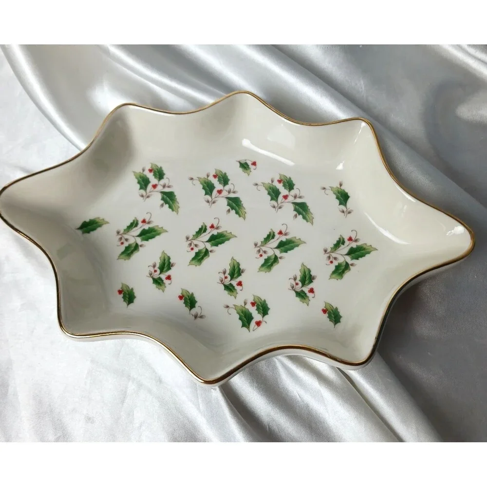 ROYAL LIMITED HOLLY HOLIDAY CANDY DISH HOLLY LEAF